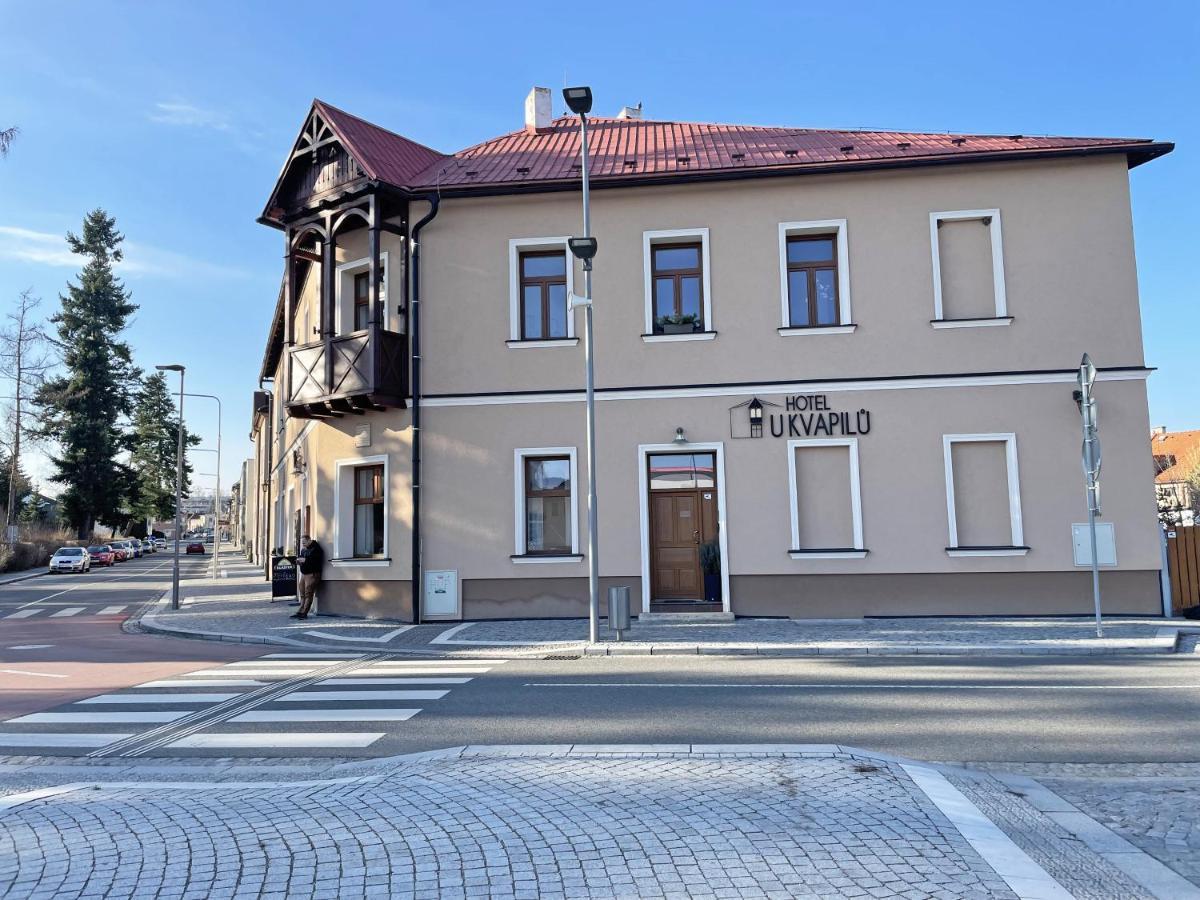 Hotel U Kvapilu Mnichovo Hradiště Exterior foto