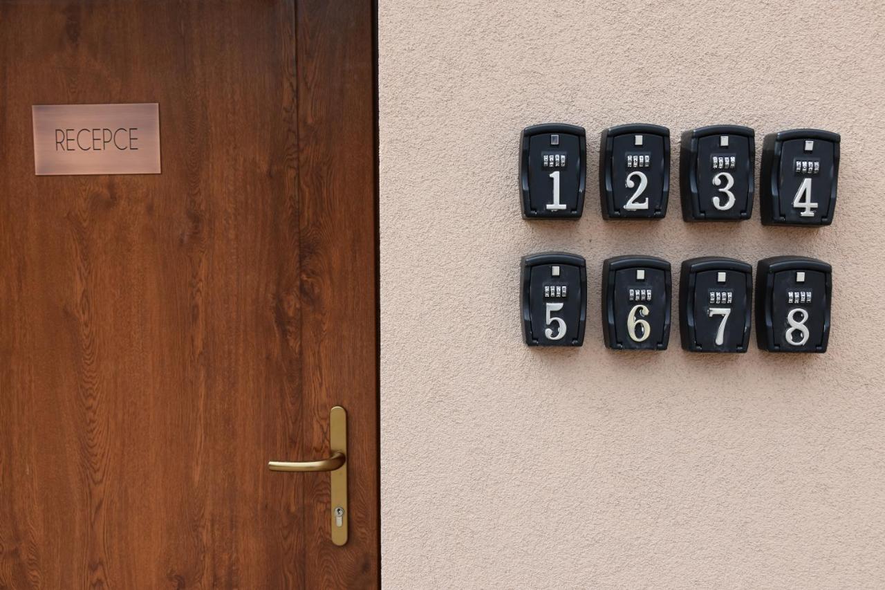 Hotel U Kvapilu Mnichovo Hradiště Exterior foto